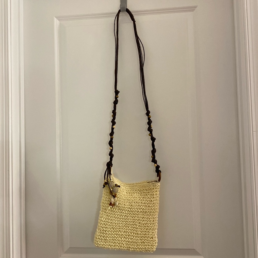 Small island purse